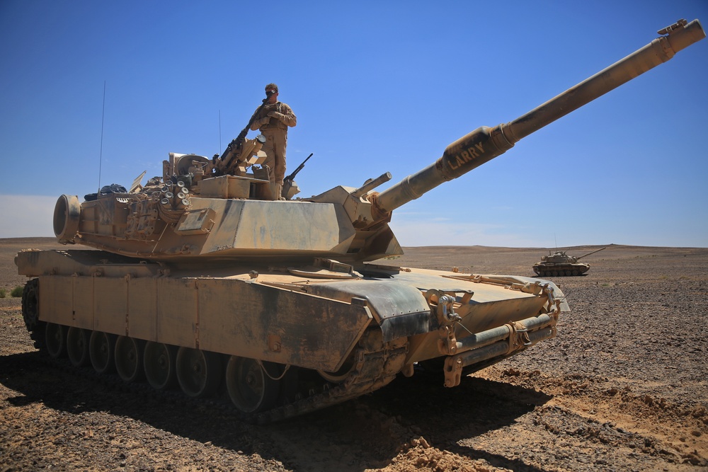 24th MEU AAV's, Tanks, conduct live-fire exercise