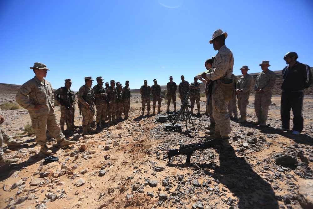 24th MEU Marines, Jordanians conduct live-fire exercise during Exercise Eager Lion 2015