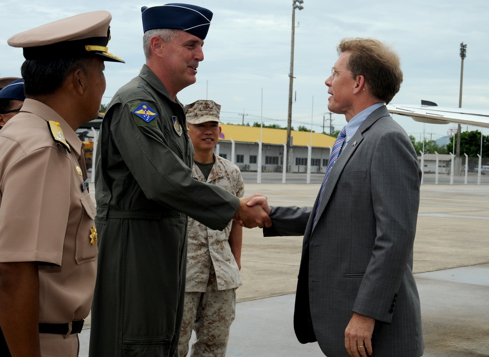 Senior U.S., Thai military leaders meet with U.S. Chargé d’affaires to Thailand
