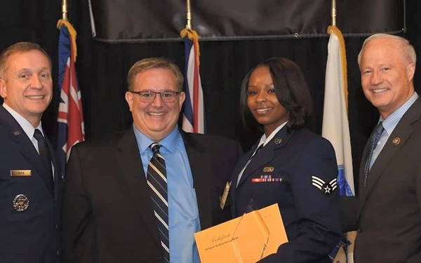 Air Force reservist honored at AFRL as best in Colorado