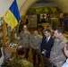 Paratroopers visit wounded Ukrainian soldiers