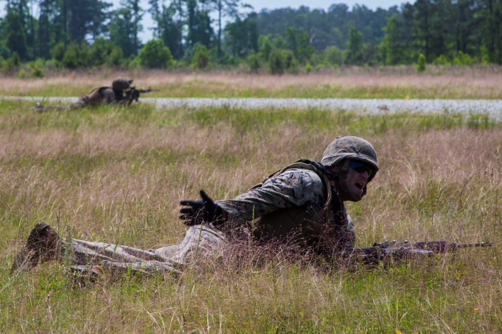 Squad leader gives command