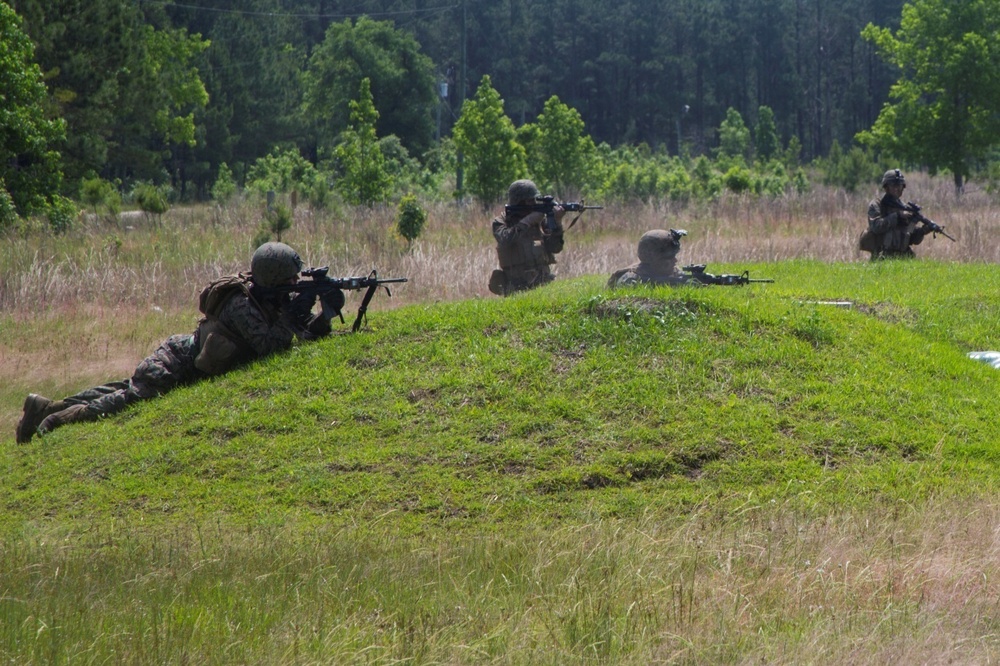 Marines conduct fire-team rush