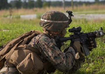 Shoot, Move, Communicate: 2nd Intel conducts live-fire range