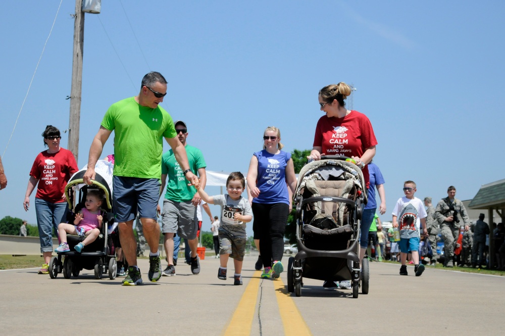 188th Wing hosts 3rd annual Hawg Jawg 5k