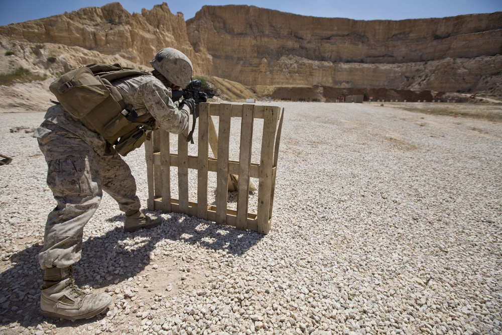 Eager Lion 2015: FASTCent Conduct Combat Marksmanship Training