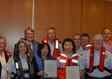 Coast Guard Auxiliarists support National Safe Boatinf Week across Pacific Northwest