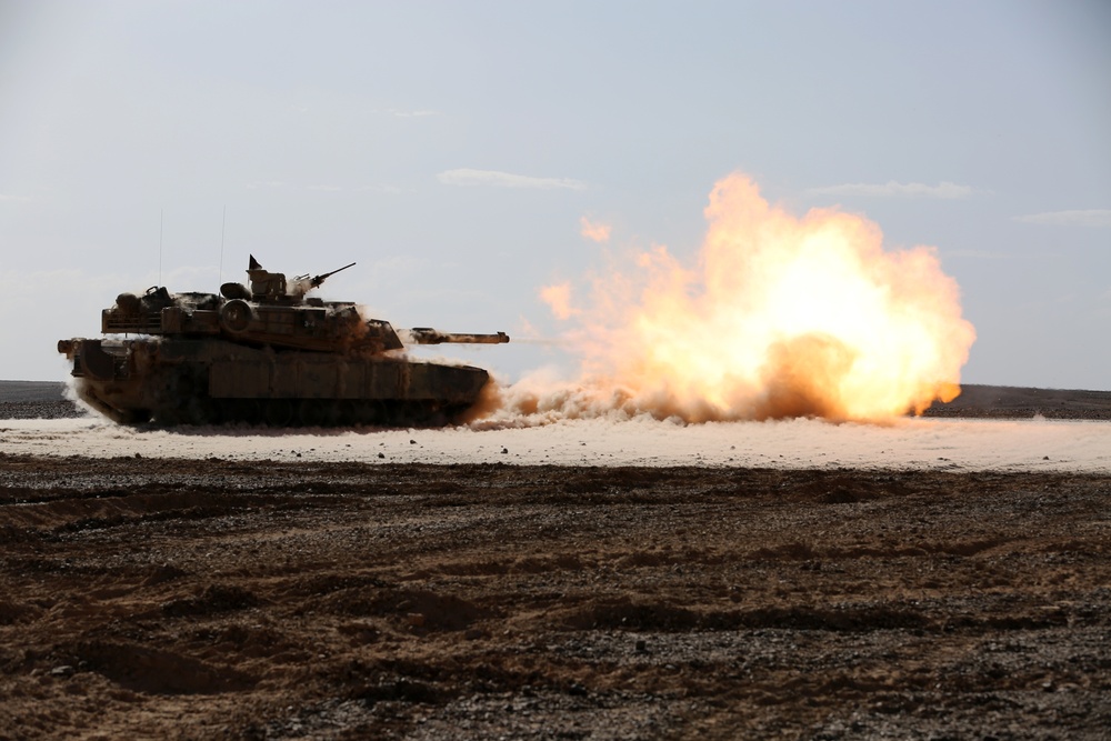 24th MEU tanks conduct live-fire drill during Exercise Eager Lion 2015