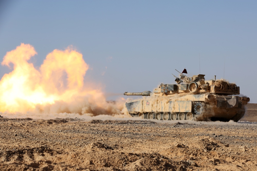 24th MEU tanks conduct live-fire drill during Exercise Eager Lion 2015