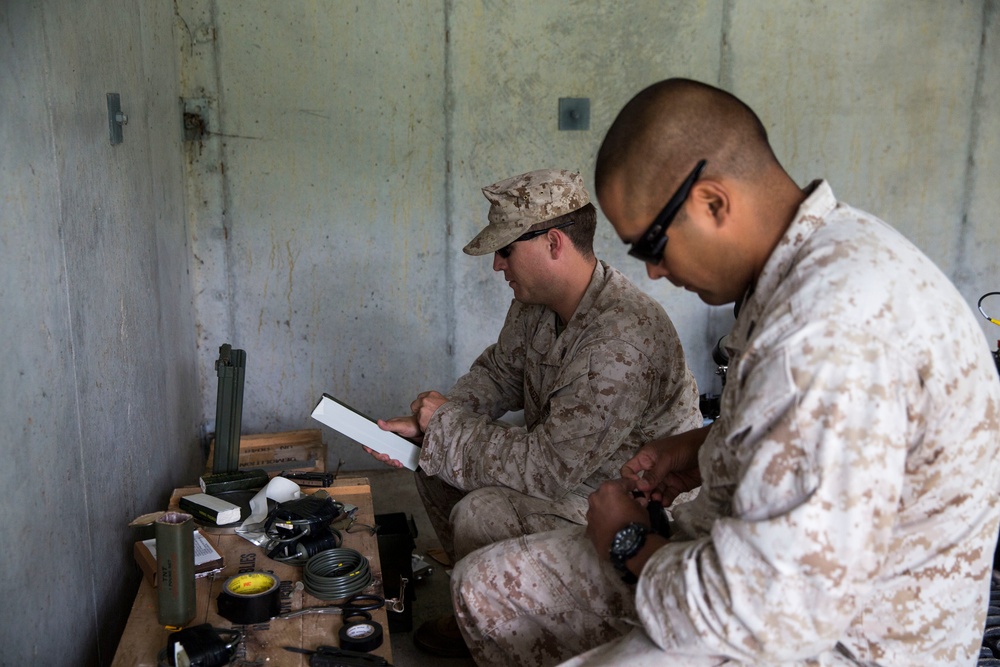 Preparing to Deploy: 2nd EOD gets hands on with robot, X-ray assisted IED disposal