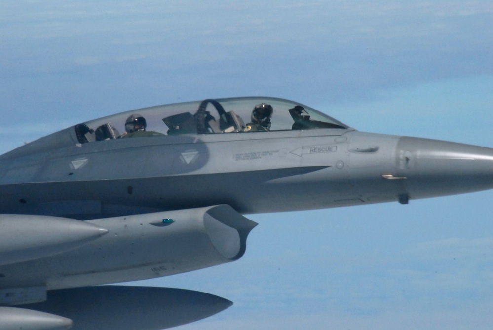 Speaker of the Ohio House of Representatives soars during incentive flight