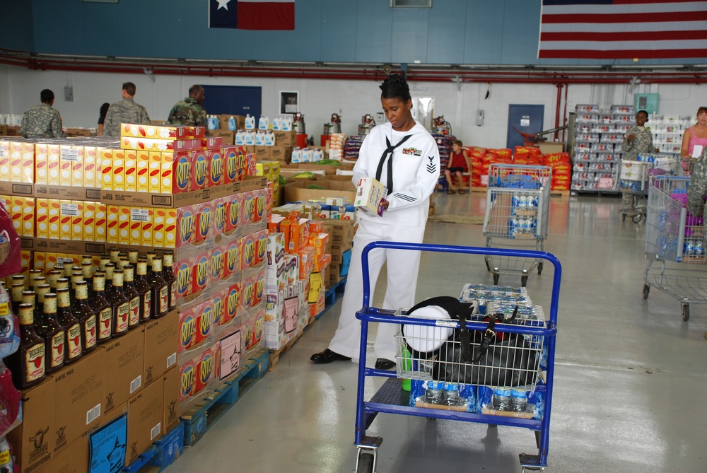 DeCA takes commissary benefit on the road