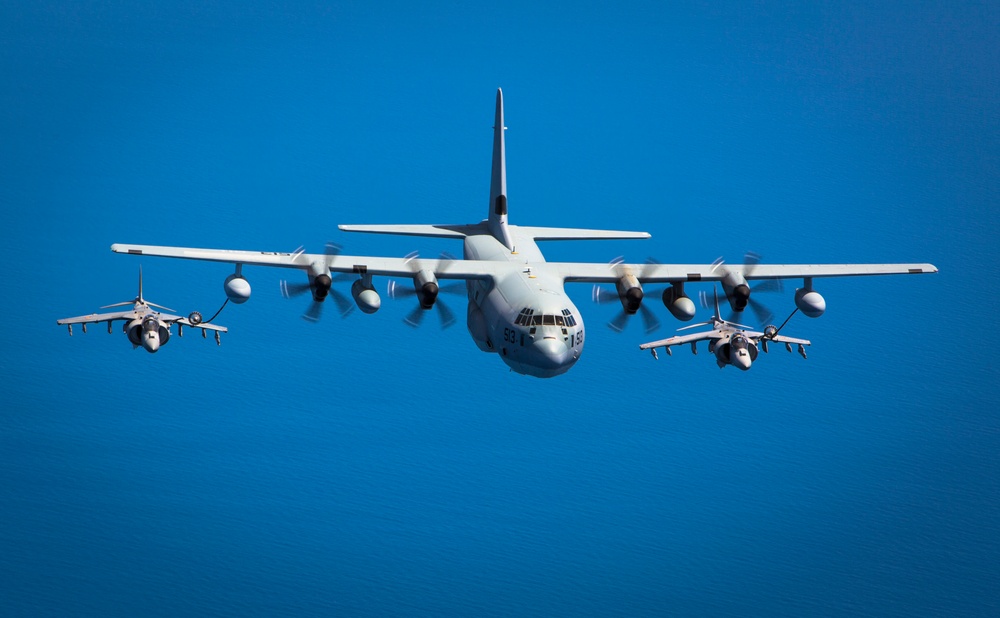 US Marines fuel partnership with Spanish forces thousands of feet in the air