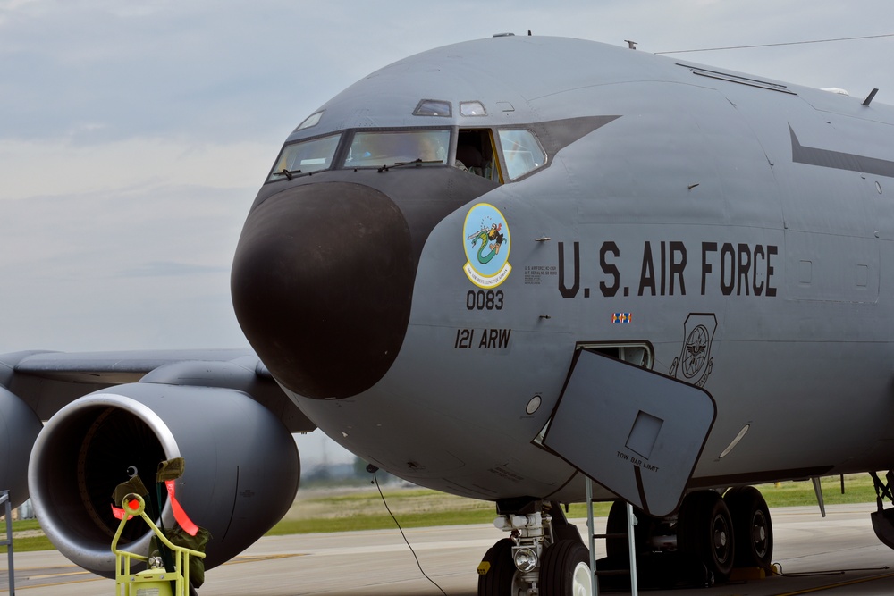 New artwork to go on 121 ARW KC-135s