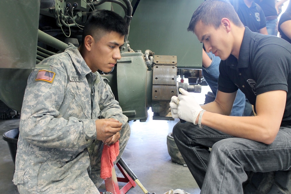 142D CSSB Soldiers mentor JROTC cadets