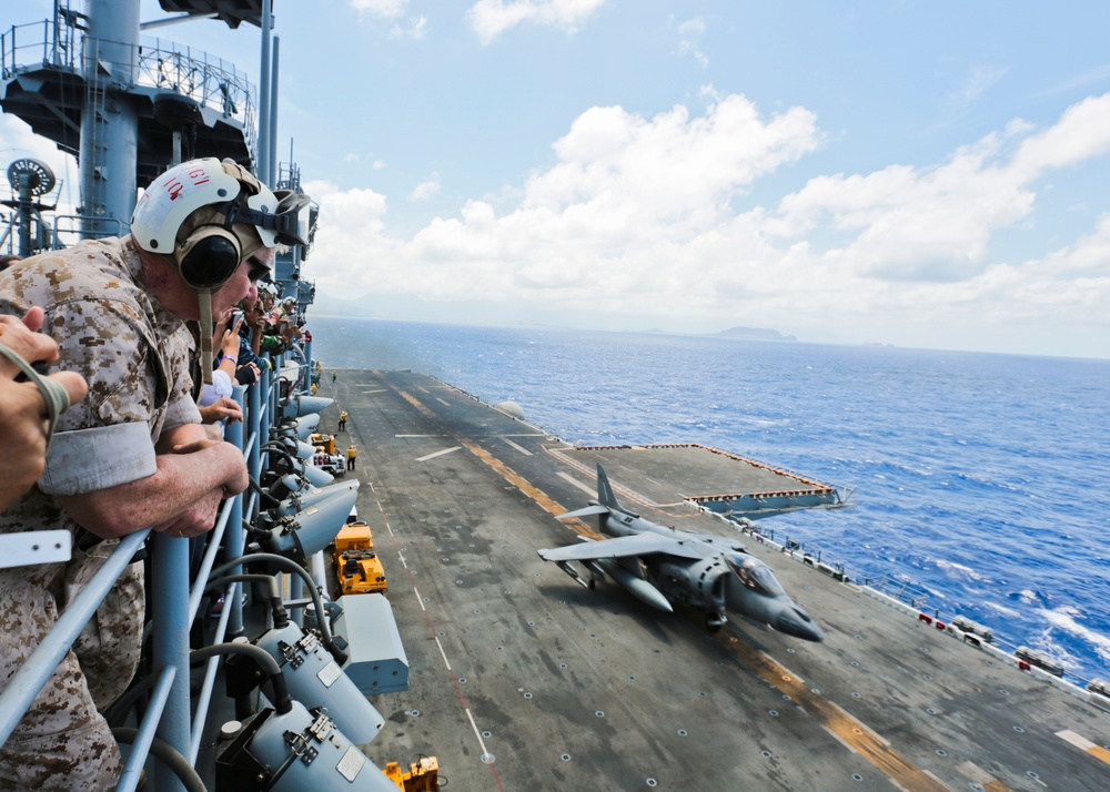 PALS 2015 Participants Tour the USS Essex during an Amphibious Operations Demo
