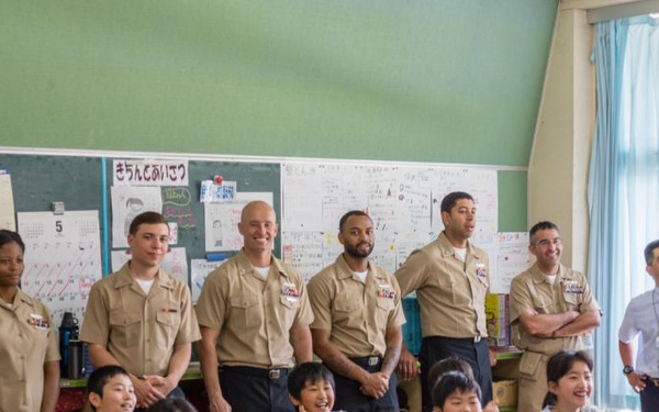 USS Shiloh strengthens relations with Japan during Shimoda’s Black Ship Festival