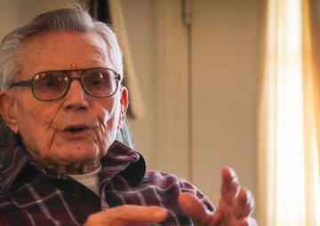 Pearl Harbor survivor tells his story
