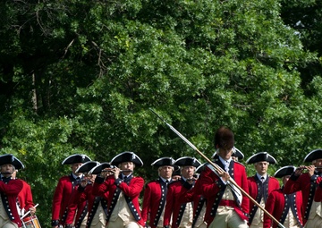 Japan Ground Self-Defense Force Gen. Kiyofumi Iwata visits with US Army Chief of Staff Gen. Ray Odierno