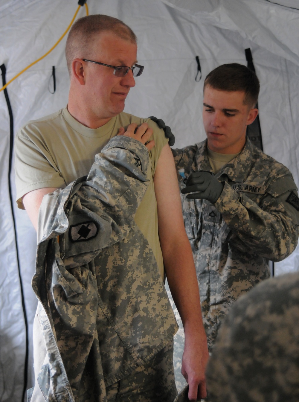 Soldiers provide immunizations during annual training event