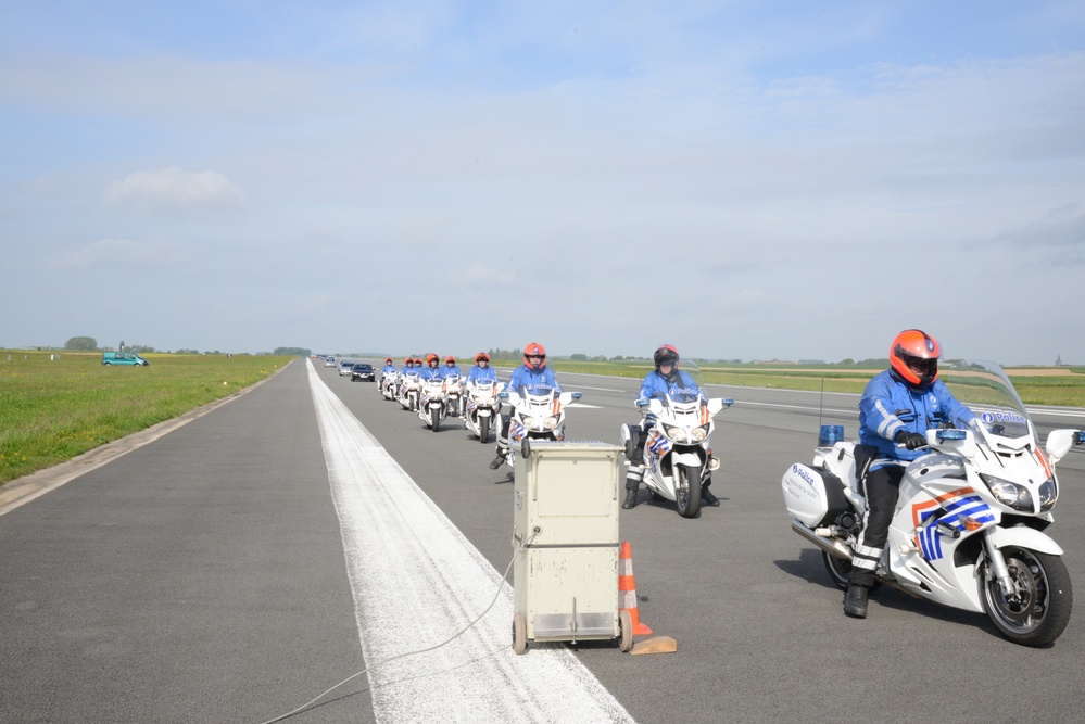 Belgian Police, US Military Police calibrate speedometers on Chièvres Air Base's airfield
