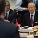 Secretary of defense hosts honor cordon for Tunisian president