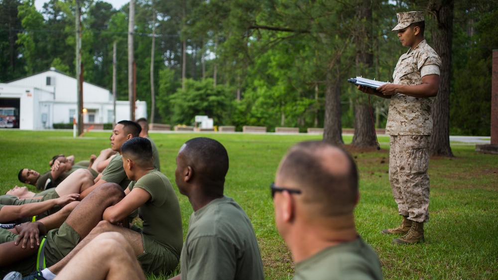 Marines with Marine Wing Headquarters Squadron 2 Conduct a Physical Fitness Test