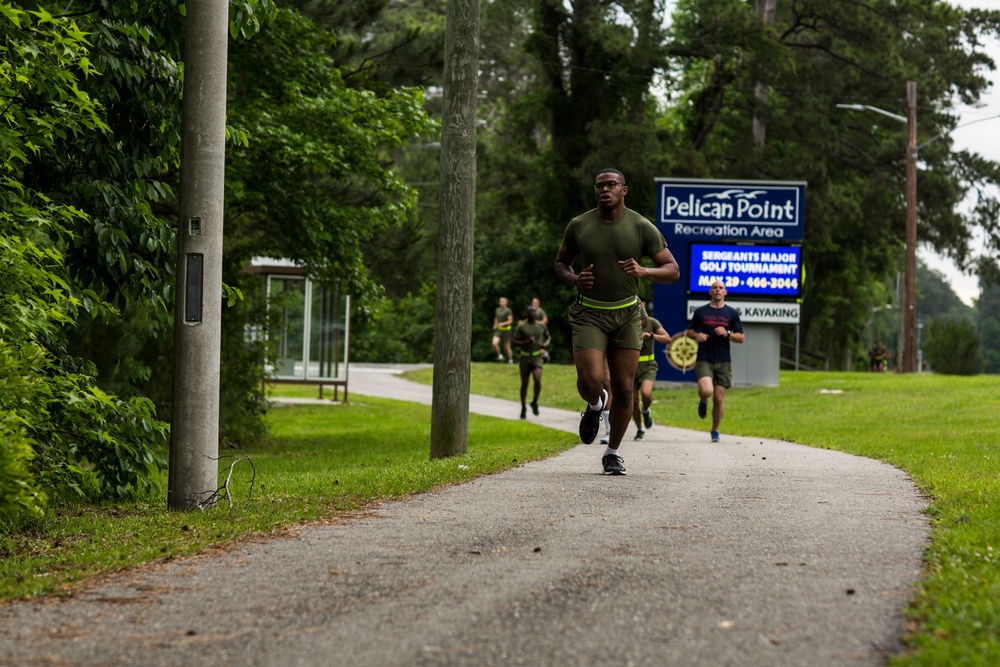 Marines with Marine Wing Headquarters Squadron 2 Conduct a Physical Fitness Test