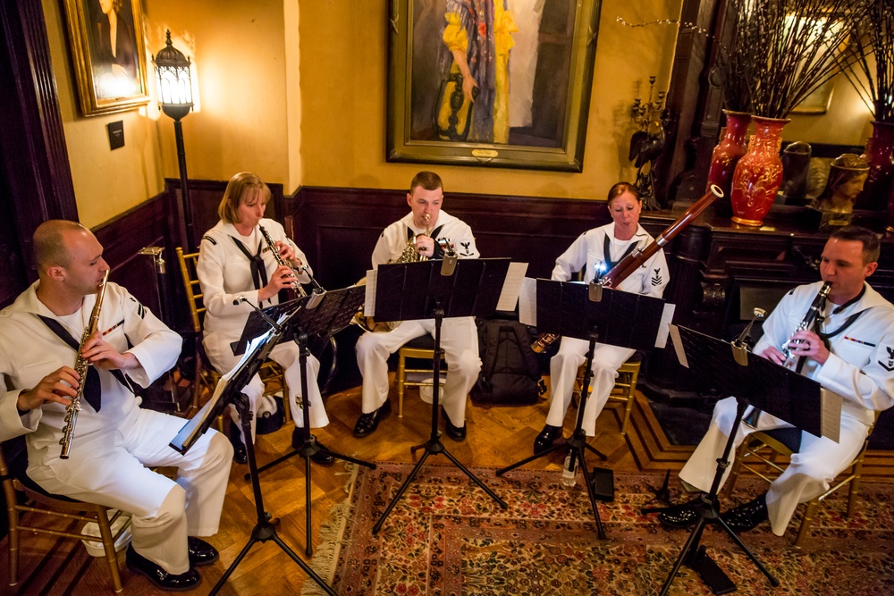 National Arts Club brings fine arts to the military