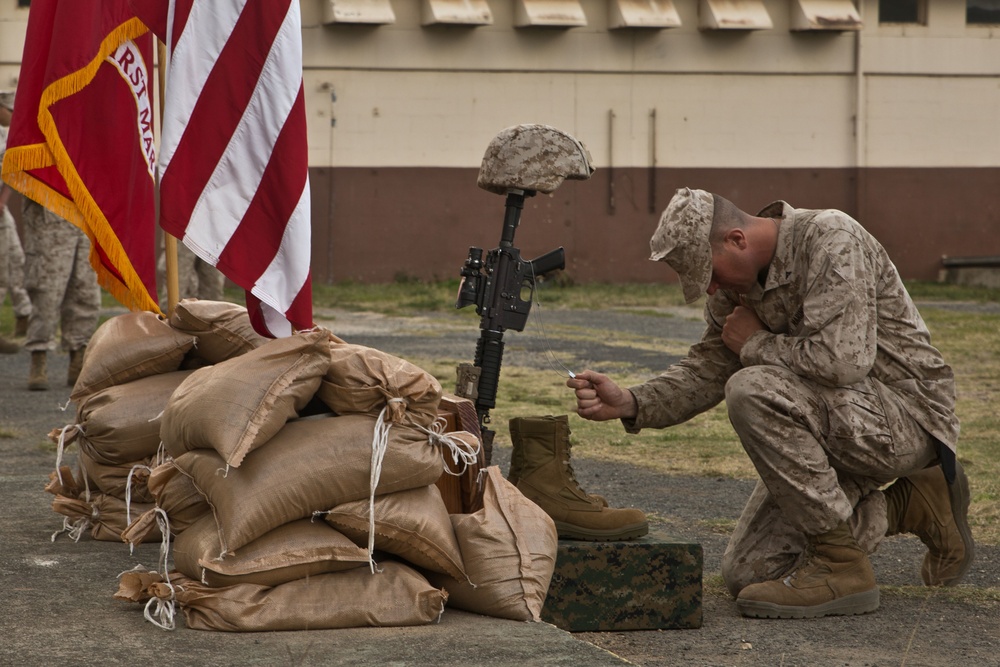 15th MEU holds memorial service for one of their own