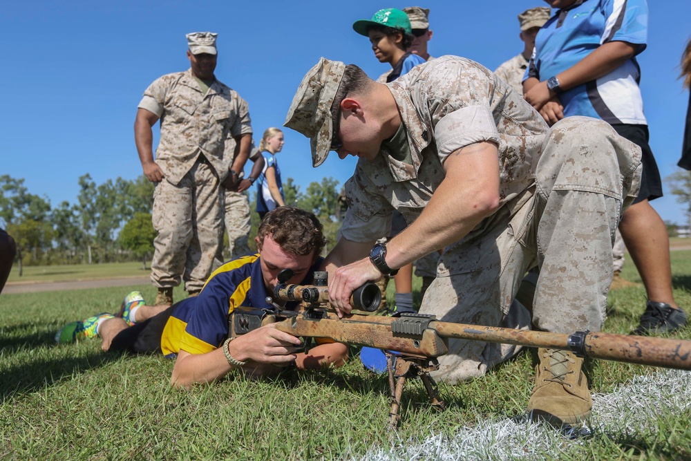 US Marines take local Australian students under their wings