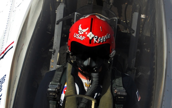 McConnell Reservists keep Thunderbirds flying