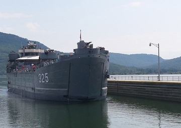 Corps opens up Nickajack Lock to the public