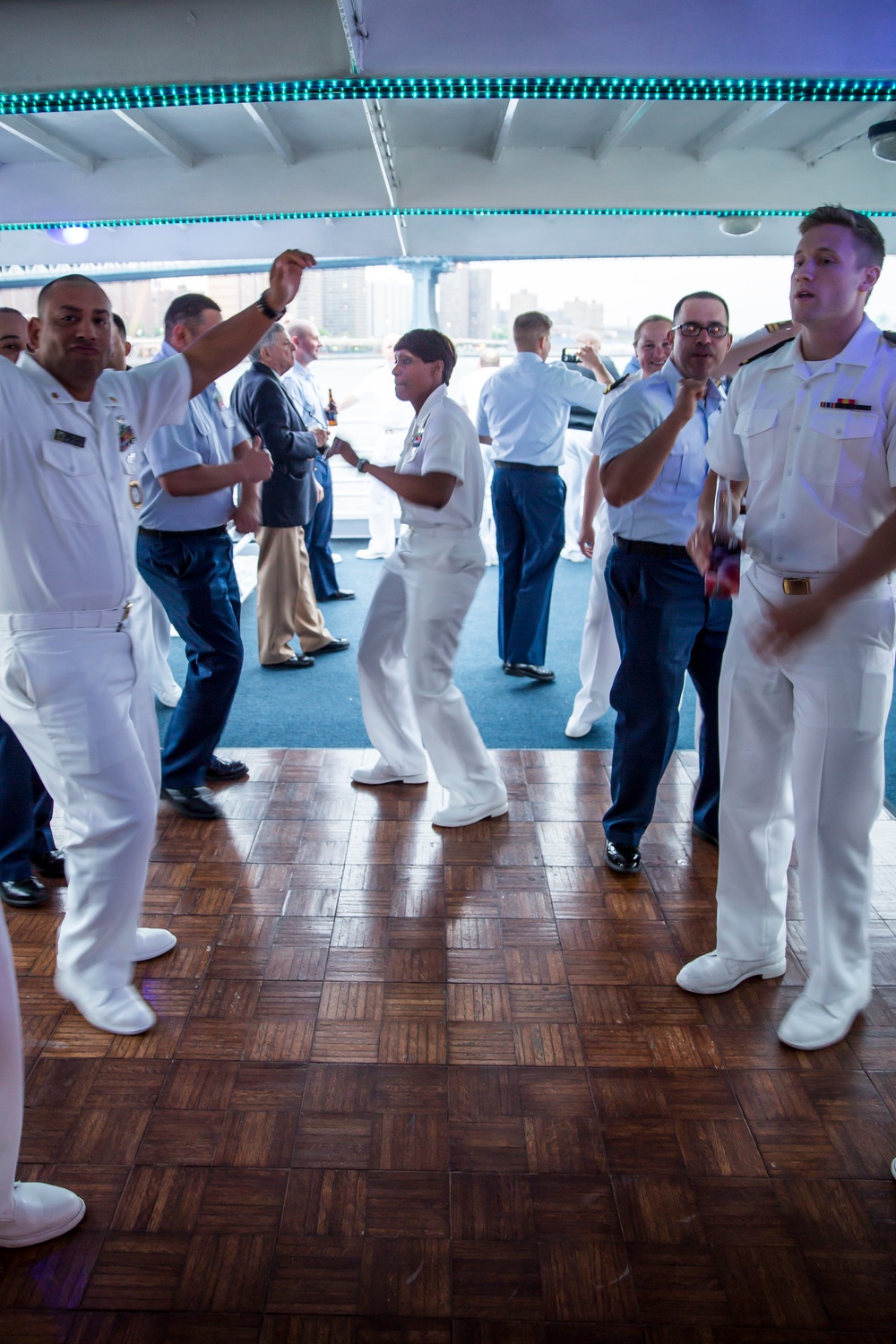 Marines, sailors, Coast Guardsmen join together for Navy League Harbor Cruise