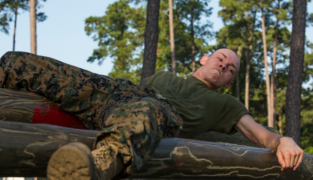 Marine recruits overcome Parris Island’s Confidence Course