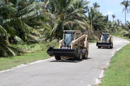 Army Reserve Soldiers and Air Force Airmen conduct recovery operations