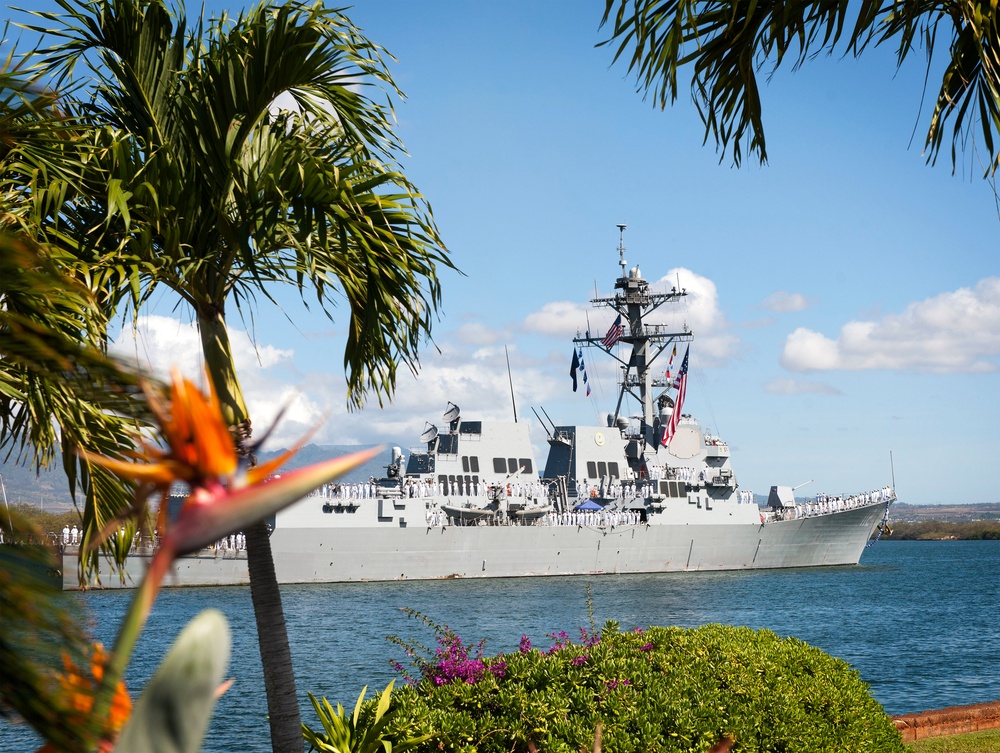 USS Michael Murphy (DDG 112) returns from maiden deployment.