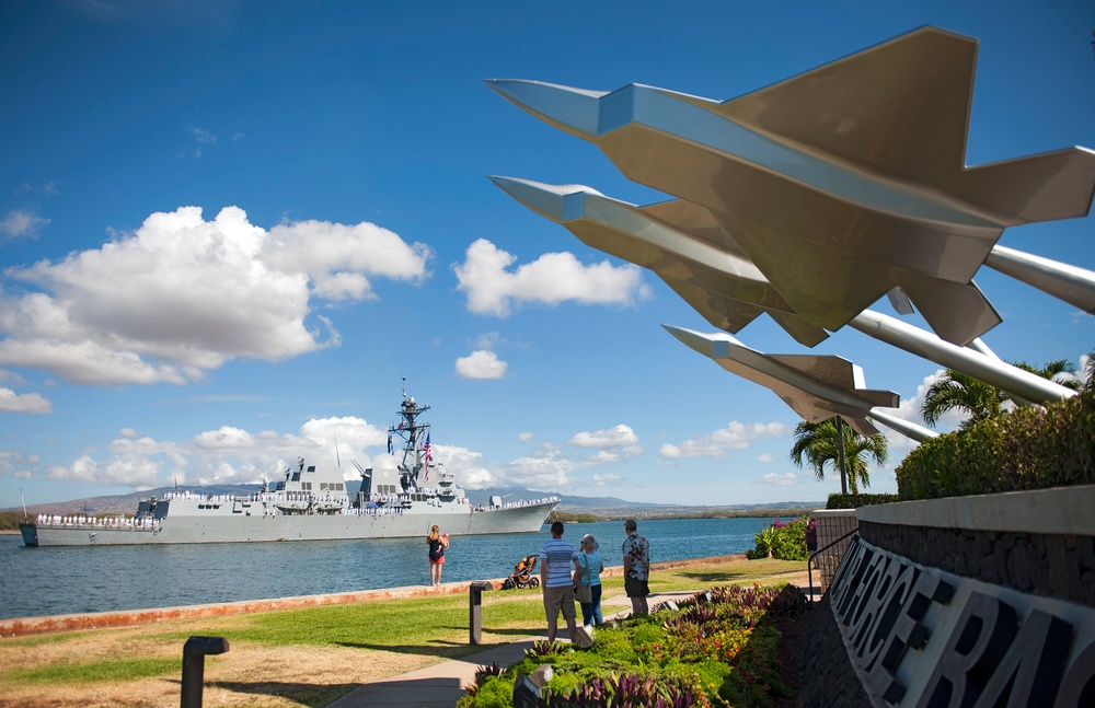 USS Michael Murphy (DDG 112) returns from maiden deployment.