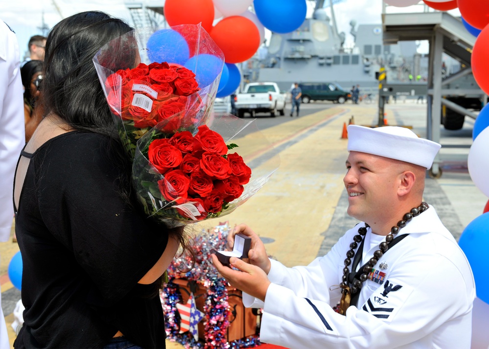 USS Michael Murphy returns