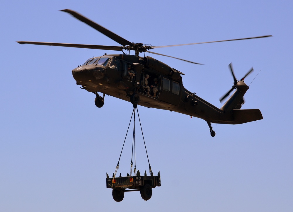 19th ESC conducts sling load training
