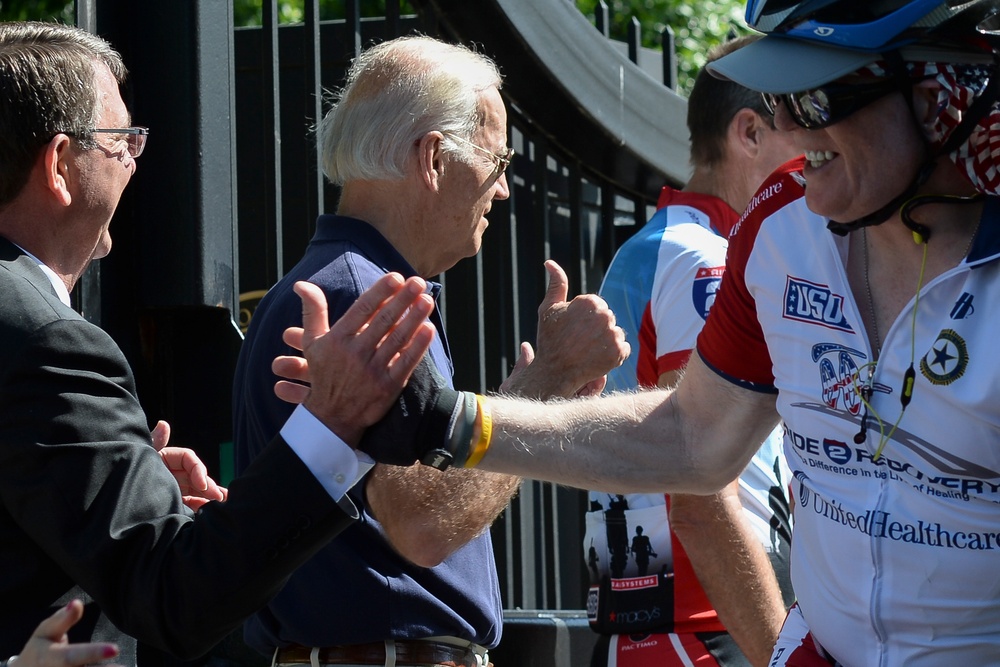 Carter kicks off Ride 2 Recovery