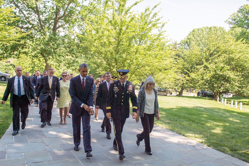 Secretary of defense attends Memorial Day Ceremony