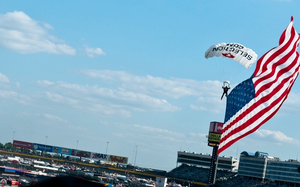 Veterans, fans honor the fallen with NASCAR's 'An American Salute' at the Coca-Cola 600