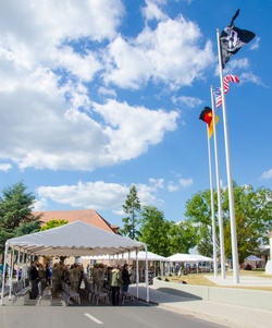 Wiesbaden Memorial Day wreath laying and retreat ceremony [Image 2 of 6]