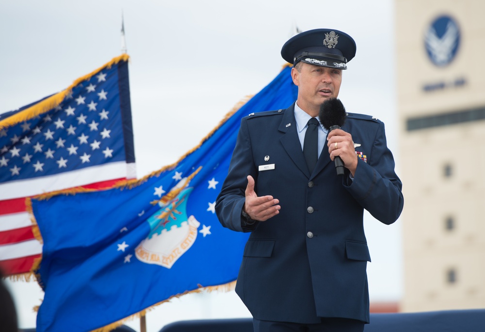 60th OSS welcomes new leader