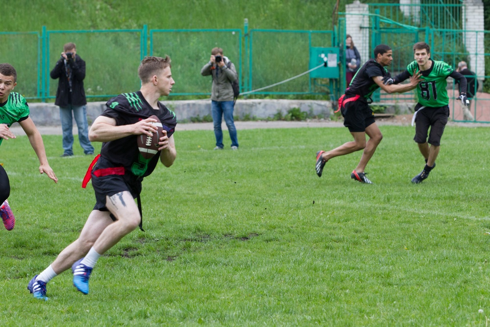 Sky Soldiers play football in Ukraine