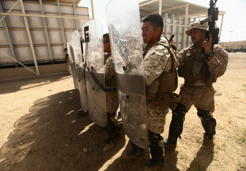 U.S. Marines Learn Nonlethal Weapons Techniques