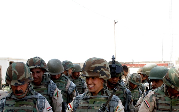 Iraqi Infantry Brigade receives equipment