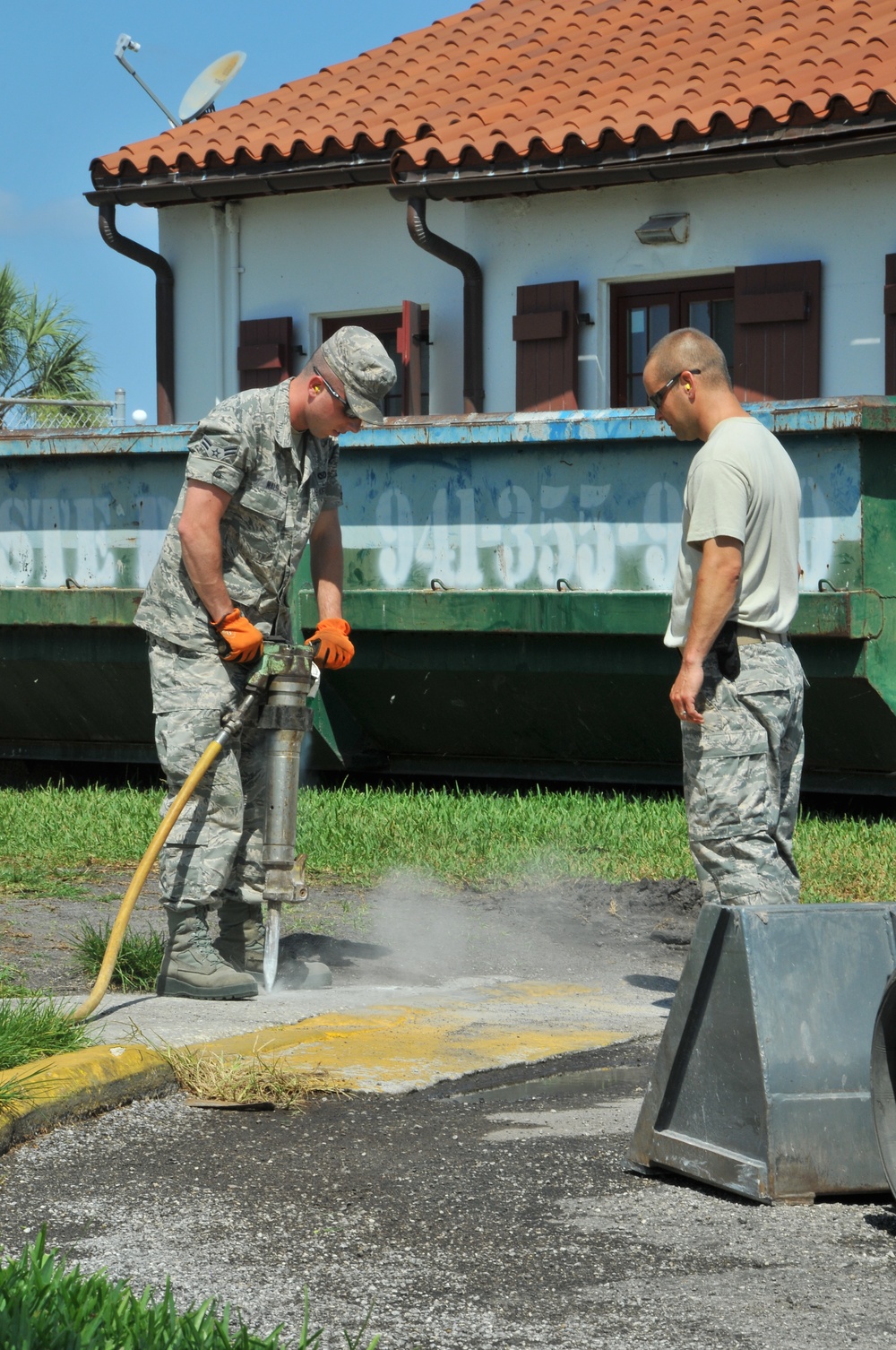 177th Civil Engineering Squadron deploys to Florida for training