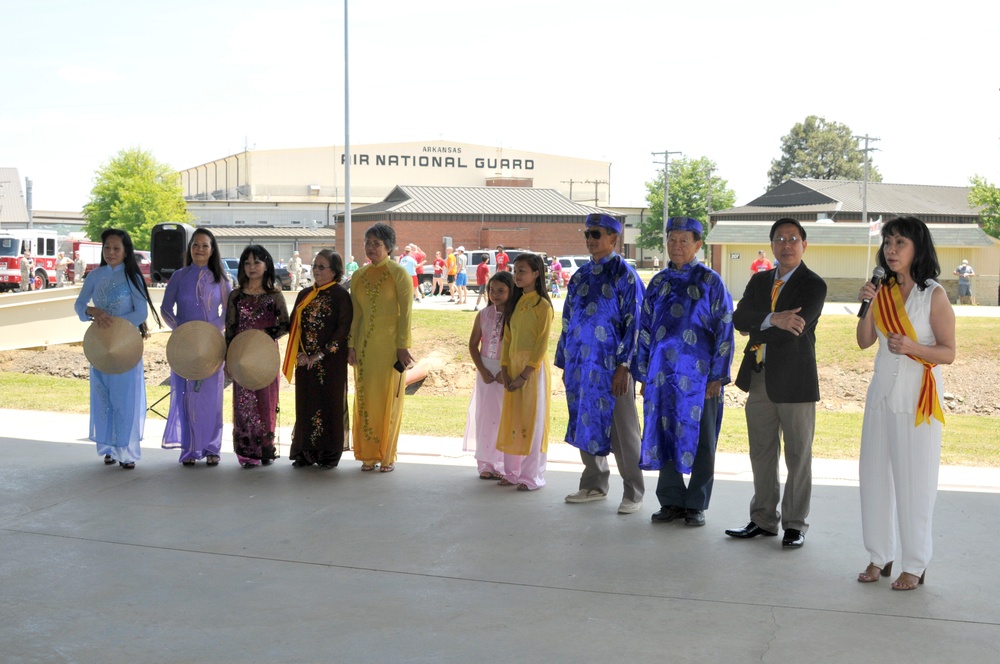 Vietnamese community celebrates Asian-Pacific American Heritage Month at 188th Wing